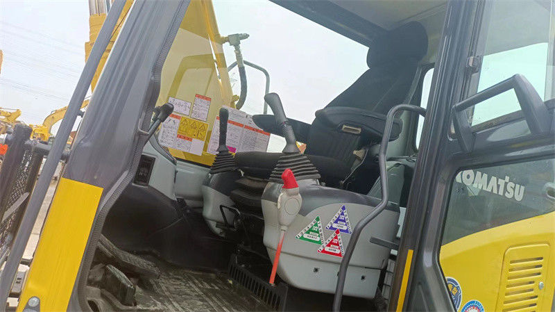 13 টন ব্যবহৃত জাপান এক্সকাভেটর সেকেন্ড হ্যান্ড কোমাটসু PC130 ক্রলার মিডিয়াম এক্সকাভেটর