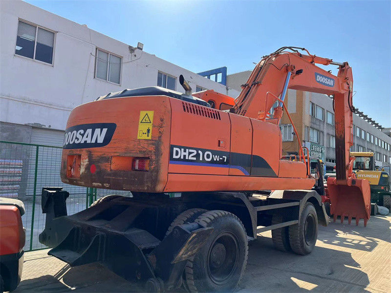 মূল ব্যবহৃত Doosan DH210W চাকা খননকারী ব্যবহৃত Doosan 21 টন চাকা খননকারী