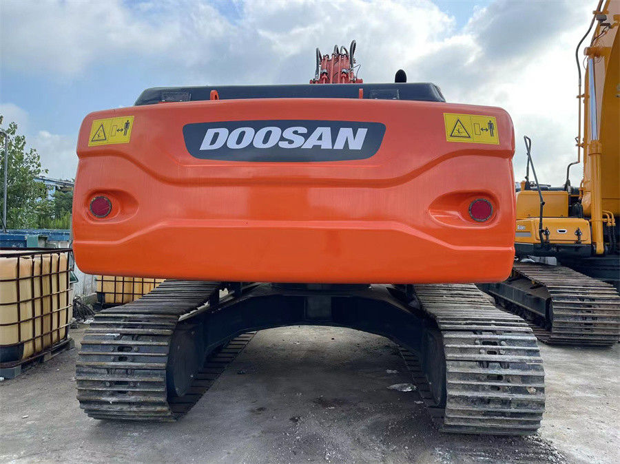 ব্যবহৃত Doosan DX225 Excavator Made in Korea ভাল অবস্থায় কম জ্বালানী খরচ