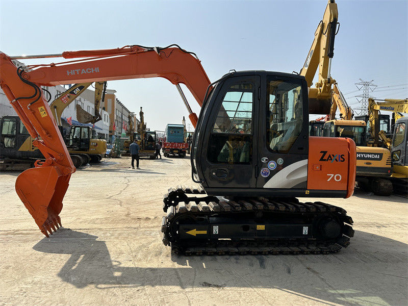 ব্যবহৃত হিটাচি ZX70 মিনি এক্সক্যাভেটর রাবার ট্র্যাক সহ 7 টন মাইনিং এক্সক্যাভেটর