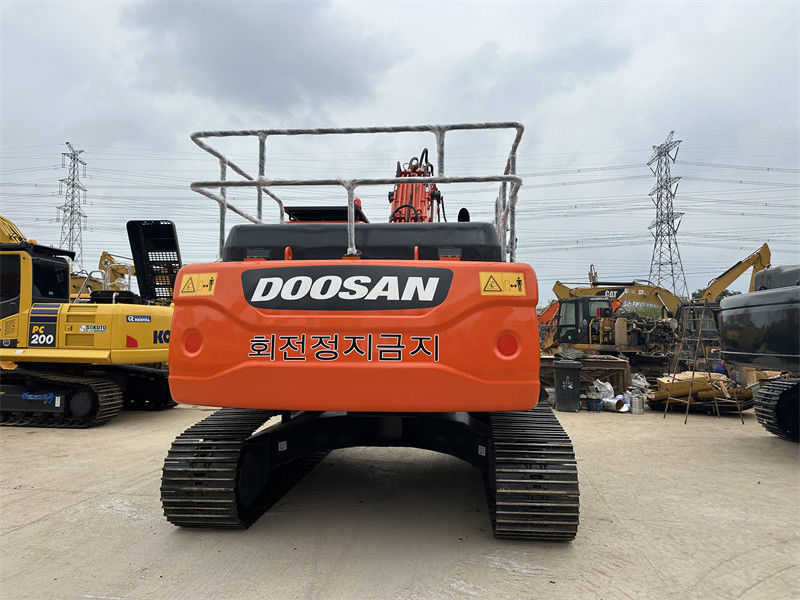 180 KW ইঞ্জিন শক্তি Doosan DX260 1.2 M3 বালতি ধারণক্ষমতা সঙ্গে ব্যবহৃত খননকারী