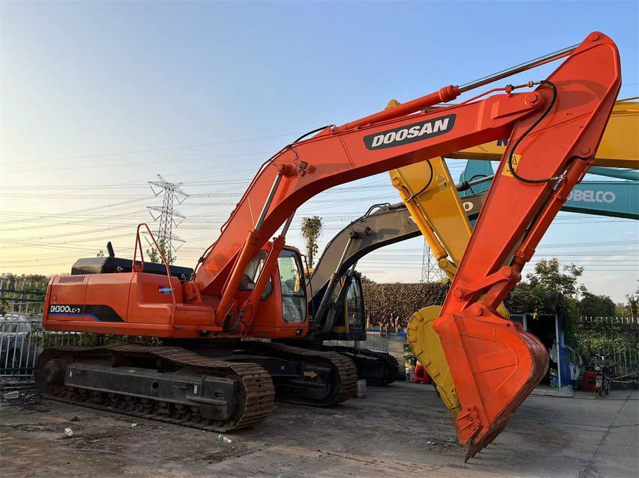 ব্যবহৃত Doosan DH300 মাঝারি খননকারী 30 টন ]Doosan DH300LC-7 ক্রলার খননকারী