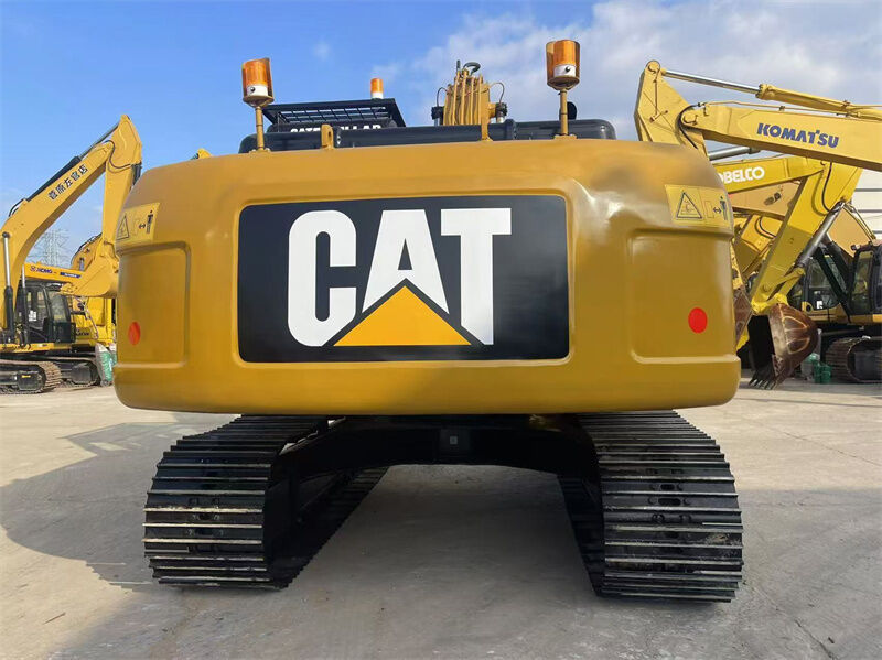 Caterpillar C6.4 ইঞ্জিন এবং 1.2m3 ভারী দায়িত্ব নির্মাণের জন্য বালতি ক্ষমতা সঙ্গে ব্যবহৃত Caterpillar 320D Excavator