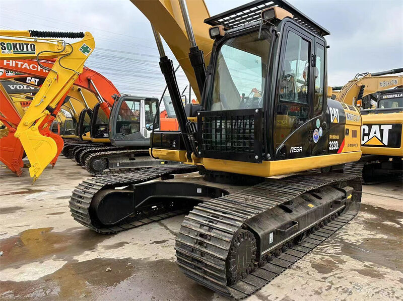 ব্যবহৃত Caterpillar Excavator Cat 320DL মাঝারি আকারের মেশিন দীর্ঘমেয়াদী কম ডাউনটাইম এবং বিভিন্ন কাজের অবস্থার জন্য ডিজাইন করা হয়েছে