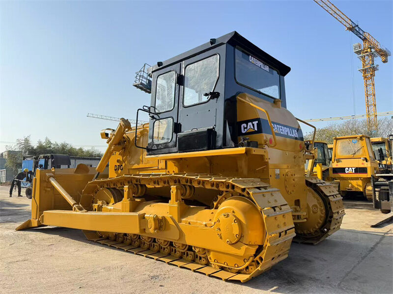 মূল ব্যবহৃত CAT D7G বুলডোজার 3306 ইঞ্জিন, 20230 কেজি অপারেশন ওজন এবং স্ট্রেইট টিল্ট ব্লেড সহ