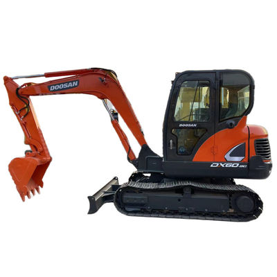 ব্যবহৃত Doosan DX60 9C খননকারী মিনি ডিগার ব্লেড ডোজার সহ উচ্চ দক্ষতা